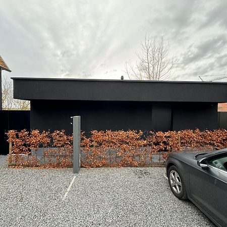 Apartment L'O Reine Of Budgetkamer The Box Sint-Pieters-Leeuw Exterior photo